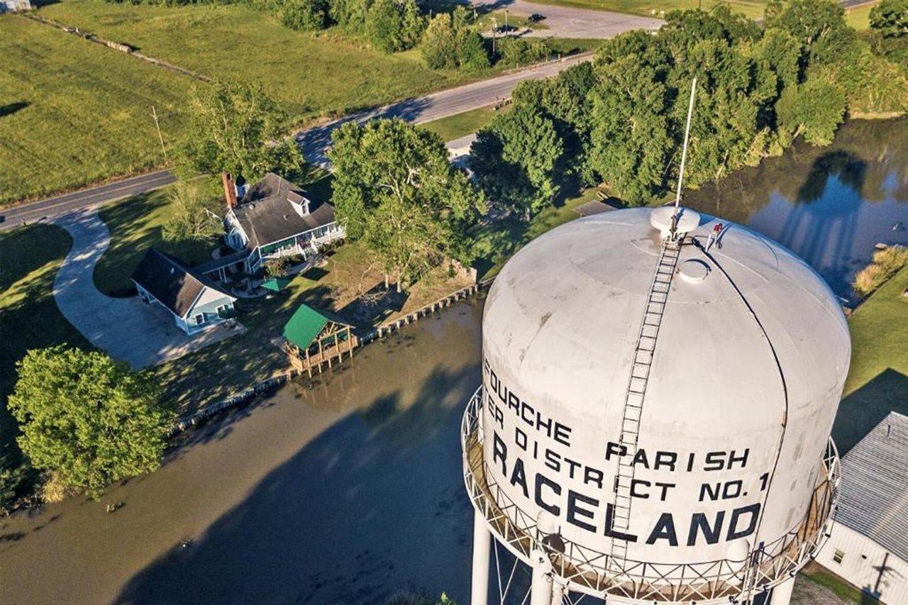 A Chateau On The Bayou Bed & Breakfast Raceland Exterior foto