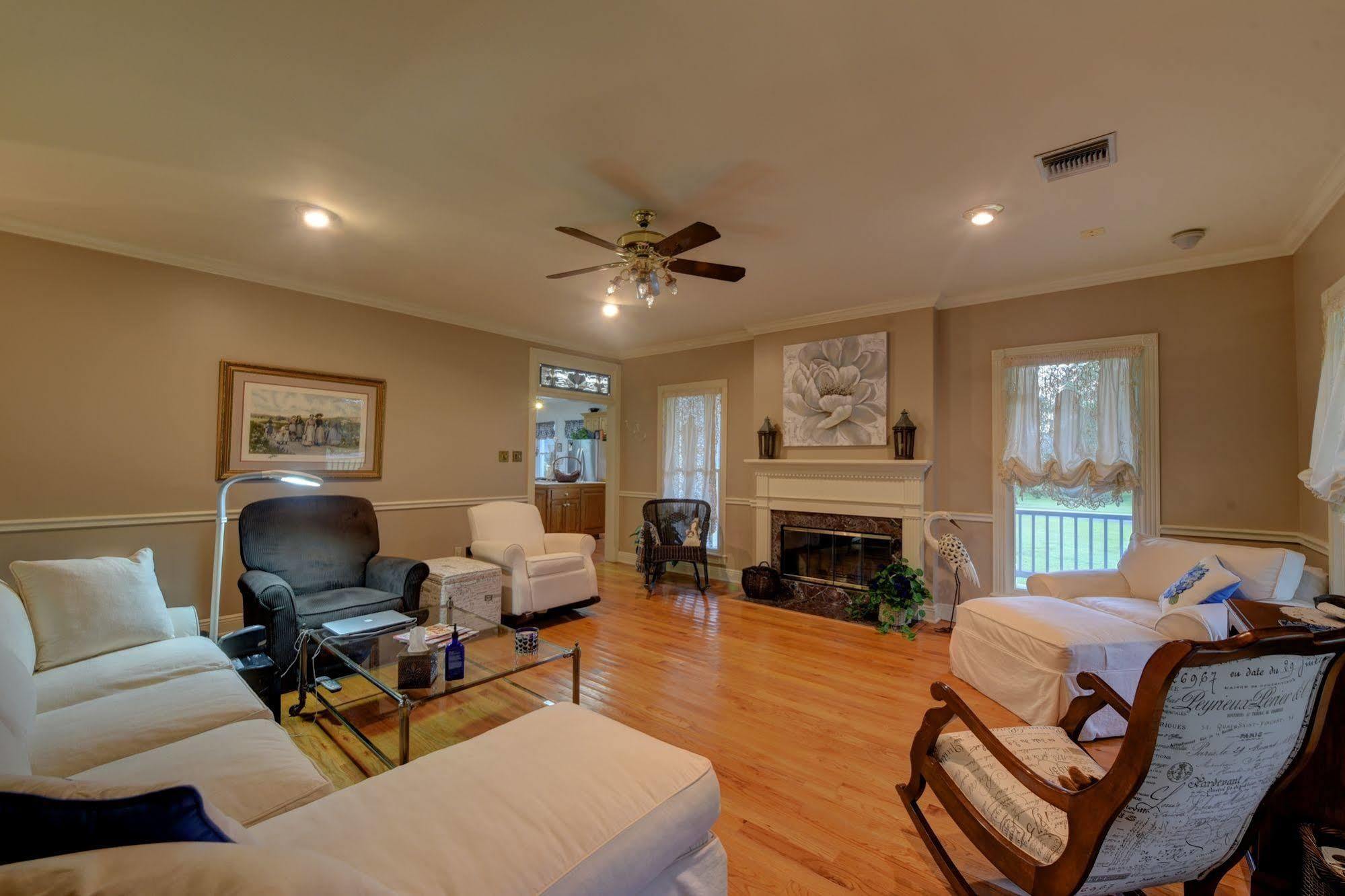 A Chateau On The Bayou Bed & Breakfast Raceland Exterior foto